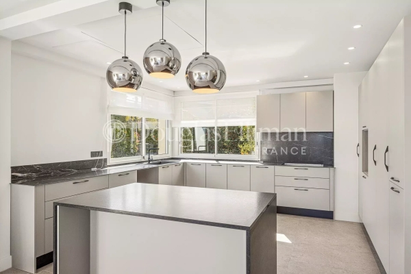 Maison de luxe à vendre à Antibes, 3 900 000 €, Photo 5