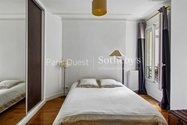 Luxury Apartment for sale in Paris 18ème, 850 000 €, Photo 7