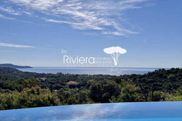 Maison de luxe à vendre à Cavalaire-sur-Mer, 2 600 000 €, Photo 1