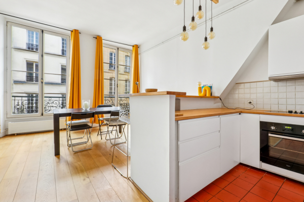 Luxury Apartment for sale in Paris 1Er, 795 000 €, Photo 1