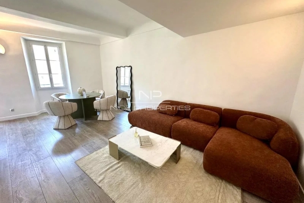 Luxury Apartment for sale in Nice, 560 000 €, Photo 1