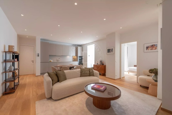 Luxury Apartment for sale in Beaulieu-sur-Mer, 850 000 €, Photo 2
