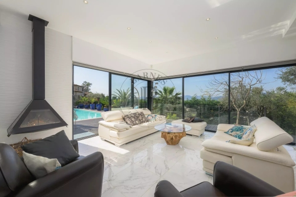 Maison de luxe à vendre à Mougins, 1 490 000 €, Photo 2