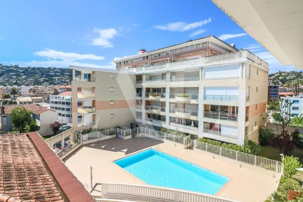 Luxury Apartment for sale in Le Golfe Juan, 289 000 €, Photo 7