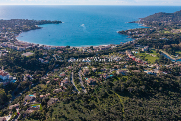 Maison de luxe à vendre à Agay, 1 420 000 €, Photo 1