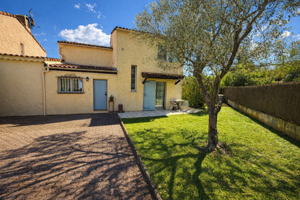 Luxury House for sale in La Colle-sur-Loup, 670 000 €, Photo 1