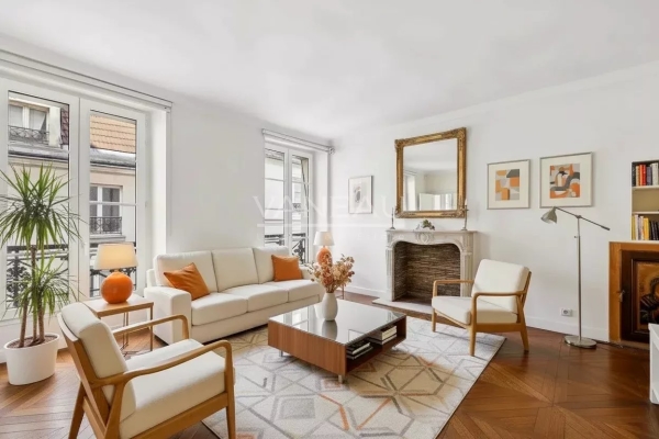 Luxury Apartment for sale in Paris 7Ème, 1 580 000 €, Photo 1