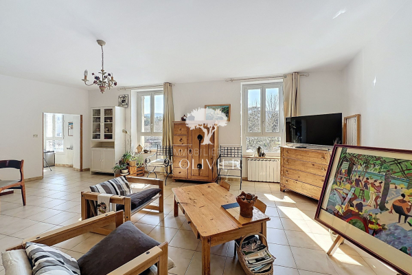 Appartement de luxe à vendre à Apt, 199 500 €, Photo 1