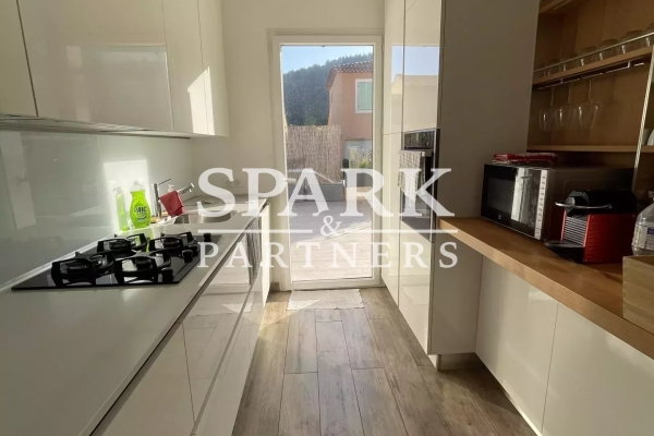 Maison de luxe à vendre à Èze, 870 000 €, Photo 5