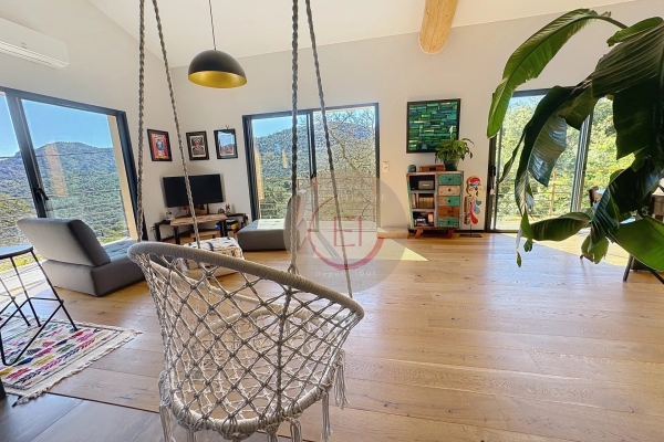 Maison de luxe à vendre à Les Adrets de l'Esterel, 695 000 €, Photo 1