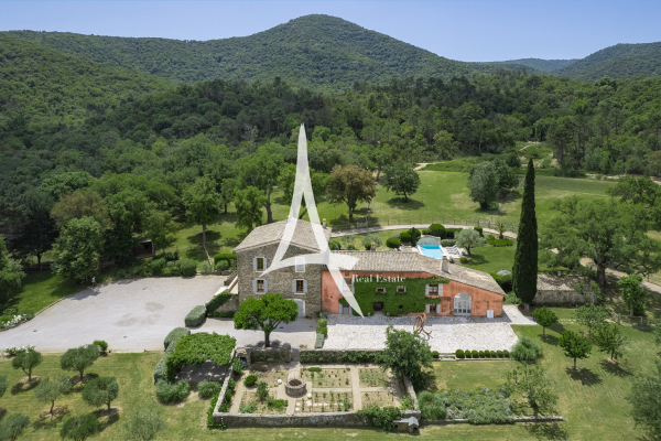 Maison de luxe à vendre à Saint-Tropez, 7 900 000 €, Photo 1