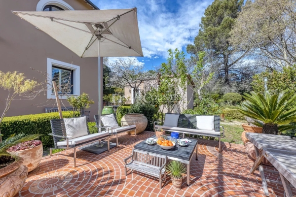 Maison de luxe à vendre à Grasse, 1 850 000 €, Photo 1