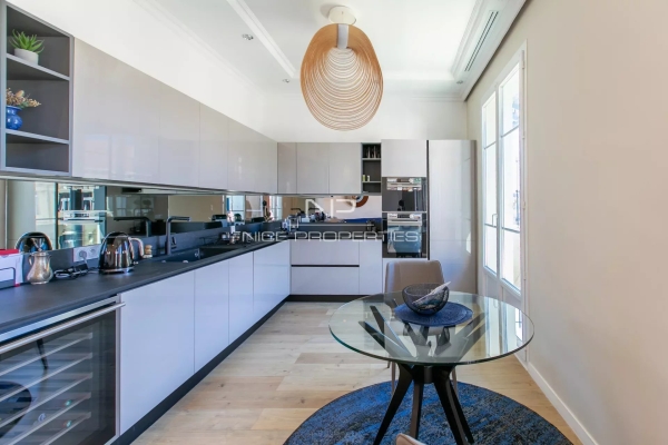 Luxury Apartment for sale in Nice, 865 000 €, Photo 2