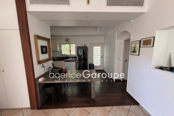 Maison de luxe à vendre à Cap d'Antibes, 2 300 000 €, Photo 5
