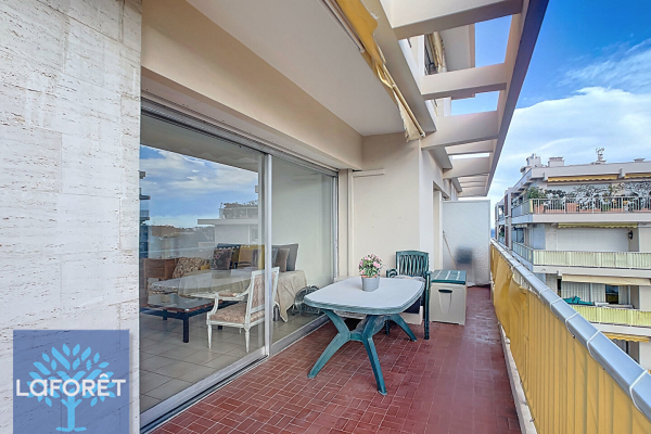 Appartement de luxe à vendre à Antibes, 365 000 €, Photo 1