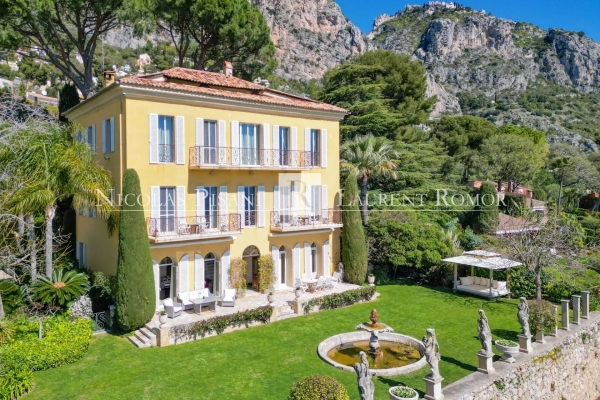 Luxury House for sale in Èze, 22 000 000 €, Photo 1