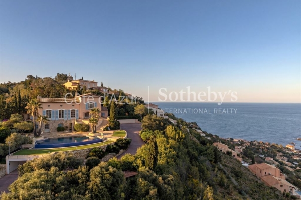 Maison de luxe à vendre à Saint-Raphaël, 3 600 000 €, Photo 2