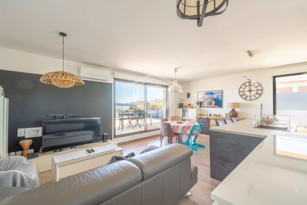 Luxury Apartment for sale in Aix-en-Provence, 530 000 €, Photo 3