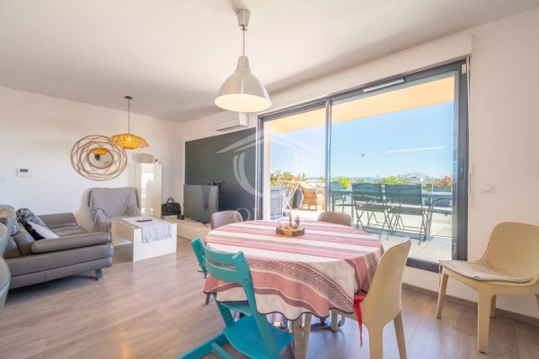 Luxury Apartment for sale in Aix-en-Provence, 530 000 €, Photo 4