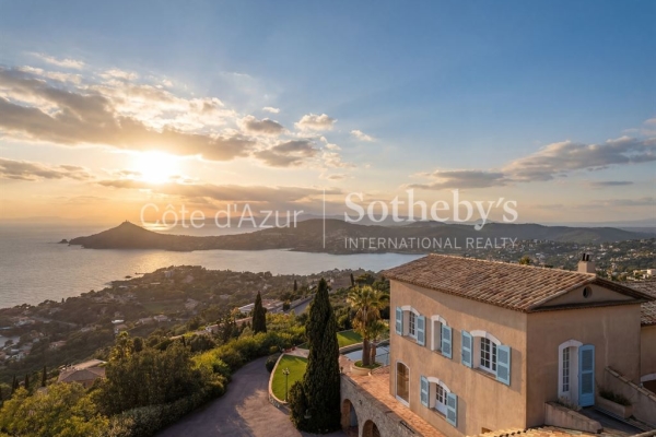 Maison de luxe à vendre à Saint-Raphaël, 3 600 000 €, Photo 7