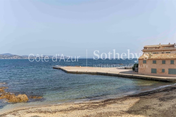 Maison de luxe à vendre à Saint-Tropez, 2 080 000 €, Photo 1