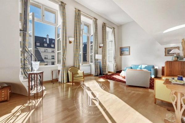 Luxury Apartment for sale in Paris 4Ème, 1 950 000 €, Photo 1