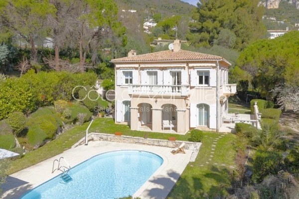 Maison de luxe à vendre à Vence, 1 380 000 €, Photo 1