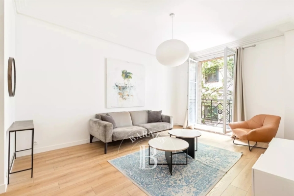 Luxury Apartment for sale in Paris 8ème, 1 050 000 €, Photo 1