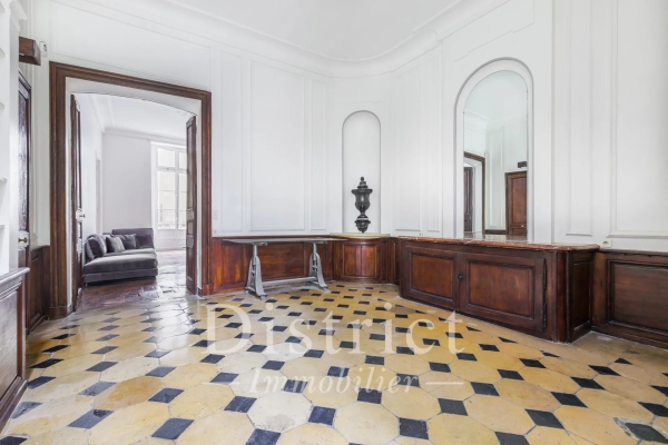 Luxury Apartment for sale in Paris 4Ème, 1 750 000 €, Photo 2