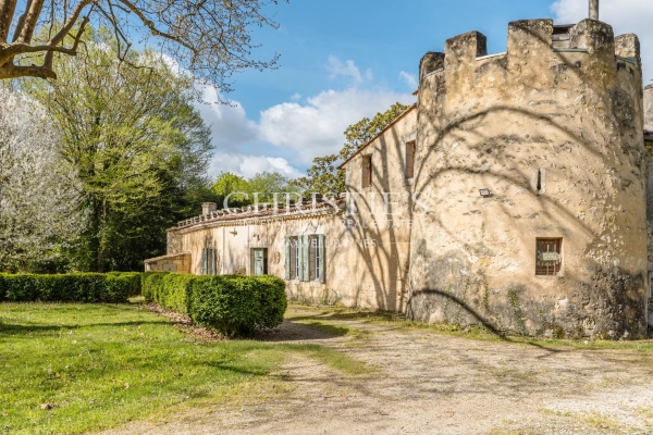 Luxury House for sale in Bordeaux, 1 350 000 €, Photo 2