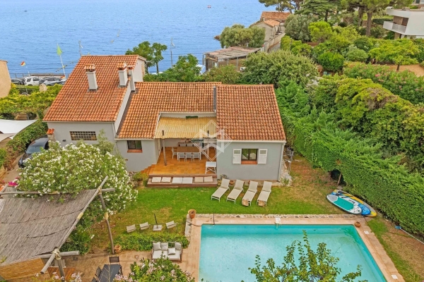 Luxury House for sale in Carqueiranne, 2 500 000 €, Photo 2