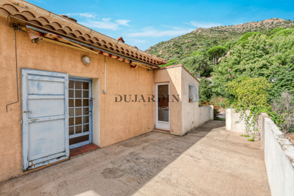 Maison de luxe à vendre à Le Lavandou, 1 100 000 €, Photo 5