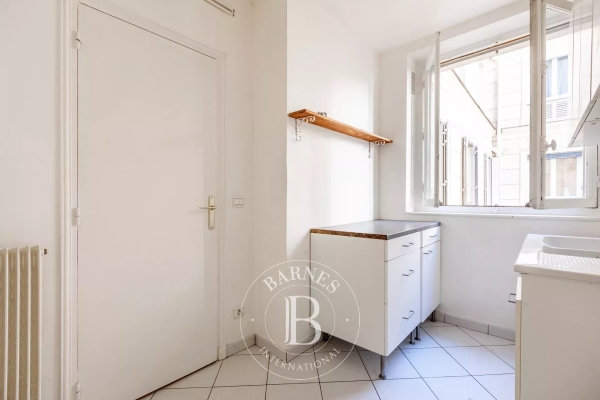 Luxury Apartment for sale in Paris 8ème, 650 000 €, Photo 6