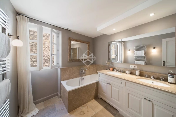 Luxury House for sale in Mougins, 880 000 €, Photo 6