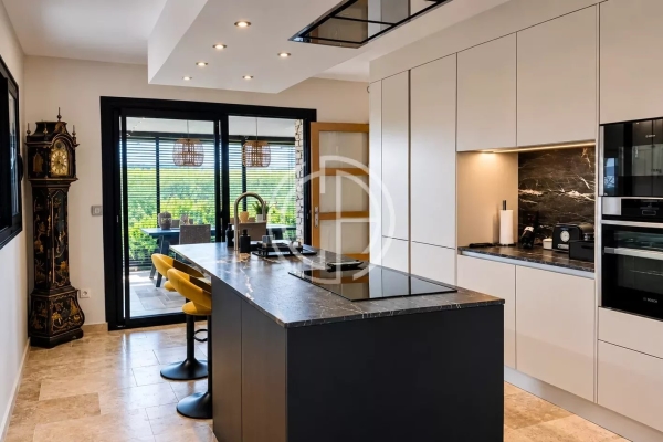 Maison de luxe à vendre à Mougins, 1 590 000 €, Photo 7