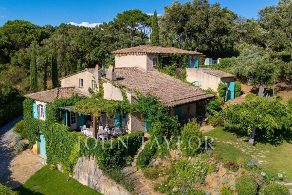 Luxury House for sale in La Croix-Valmer, 4 500 000 €, Photo 1