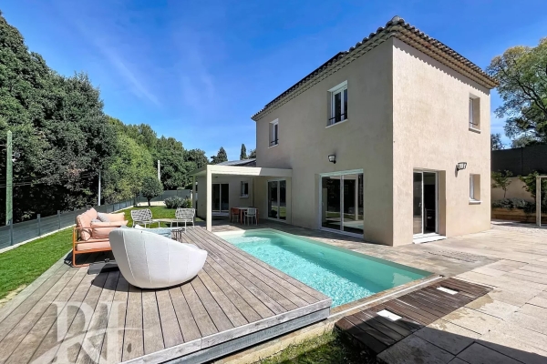 Maison de luxe à vendre à Grasse, 799 000 €, Photo 1