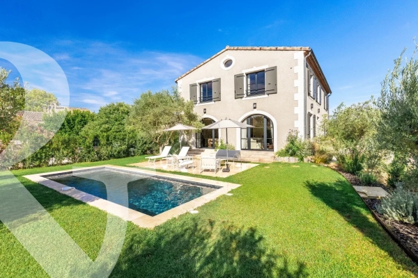 Maison de luxe à vendre à Eygalières, 3 450 000 €, Photo 1