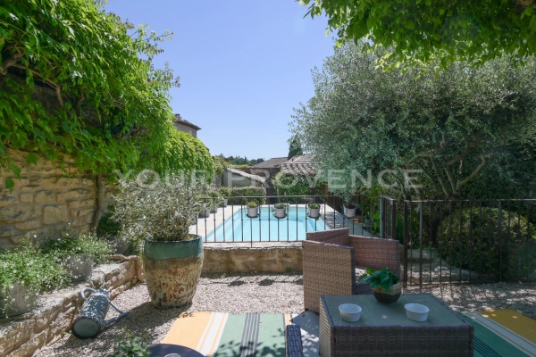 Maison de luxe à vendre à Lagnes, 650 000 €, Photo 2