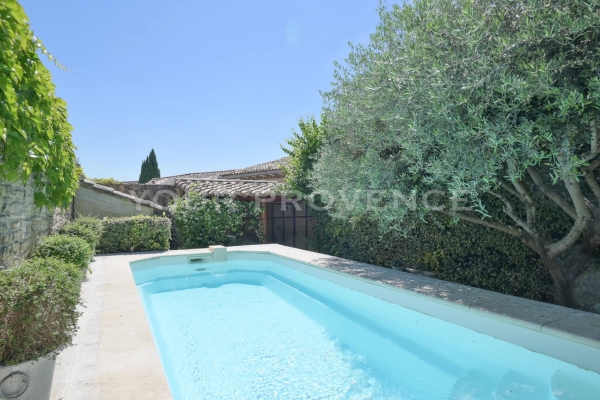 Maison de luxe à vendre à Lagnes, 650 000 €, Photo 3