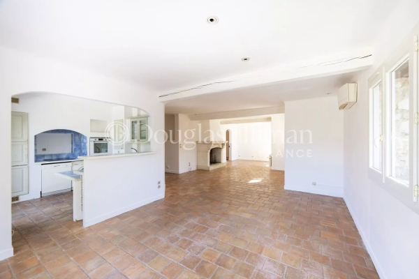 Luxury House for sale in Le Rouret, 890 000 €, Photo 4