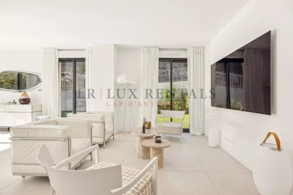 Luxury Apartment for sale in Antibes, 1 065 000 €, Photo 4
