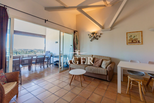 Luxury Apartment for sale in Grimaud, 465 000 €, Photo 5