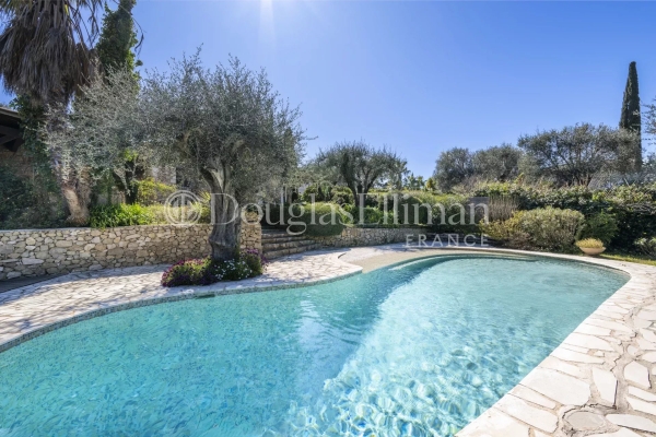 Luxury House for sale in Le Rouret, 890 000 €, Photo 7