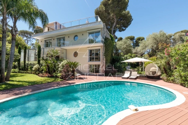 Maison de luxe à vendre à Cap d'Antibes, 3 990 000 €, Photo 1