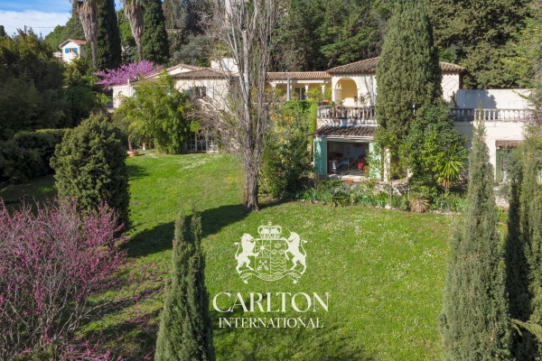Maison de luxe à vendre à Grasse, 1 620 000 €, Photo 1