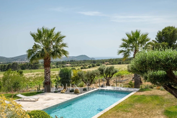 Maison de luxe à vendre à La Cadière-d'Azur, 2 500 000 €, Photo 1