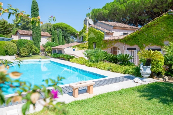Maison de luxe à vendre à Sainte-Maxime, 3 490 000 €, Photo 1