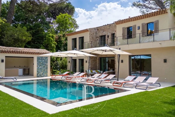 Maison de luxe à louer à Gassin, 26 000 €, Photo 1