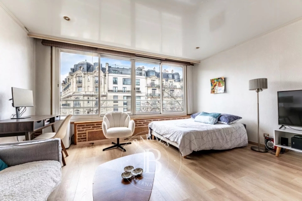 Appartement de luxe à vendre à Paris 8ème, 415 000 €, Photo 2